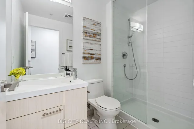 Additional image 9 of 199 Richmond St Unit 518