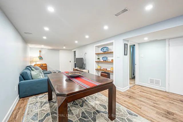 Additional image 27 of 2113 Keele St