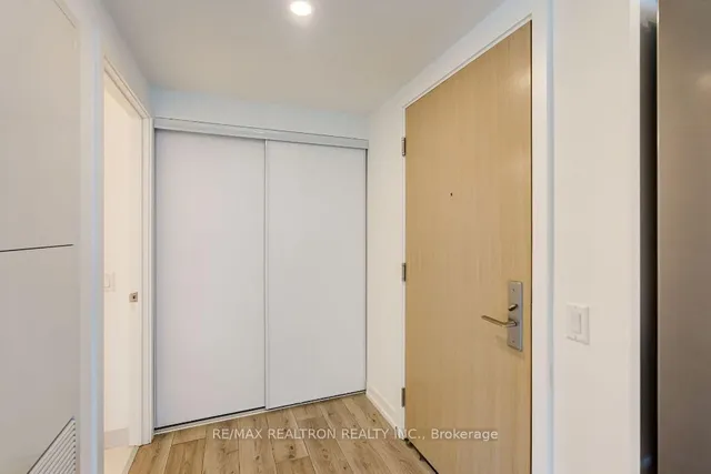 Additional image 13 of 395 Bloor St Unit 4511