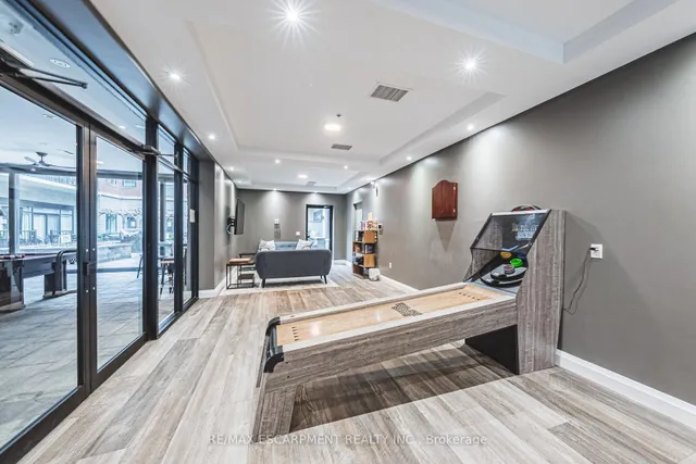 Additional image 16 of 1 Redfern Ave Unit 215