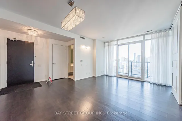 Additional image 11 of 125 Peter St Unit 2509