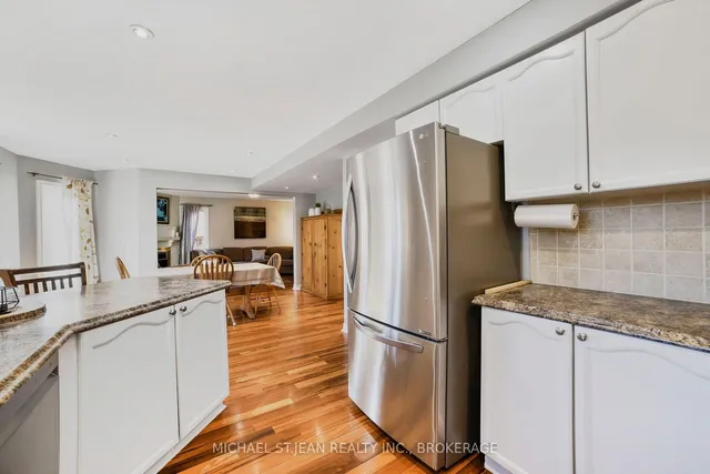 Additional image 15 of 130 Huntingwood Ave