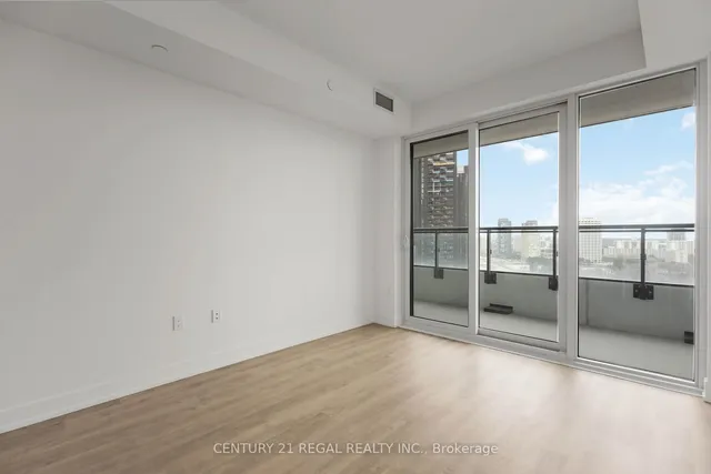 Additional image 13 of 30 Inn On The Park Dr Unit 1707