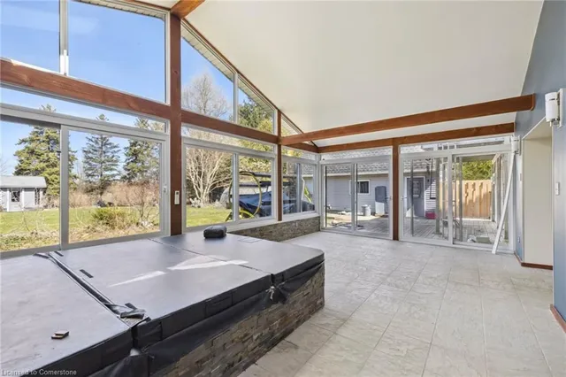 Additional image 13 of 827 6th Concession Rd