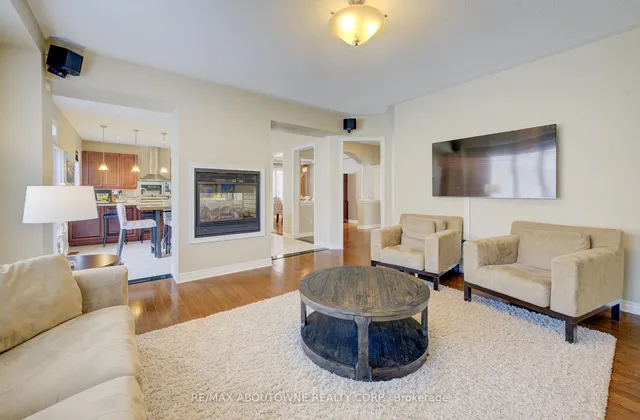 Additional image 11 of 1521 Craigleith Rd