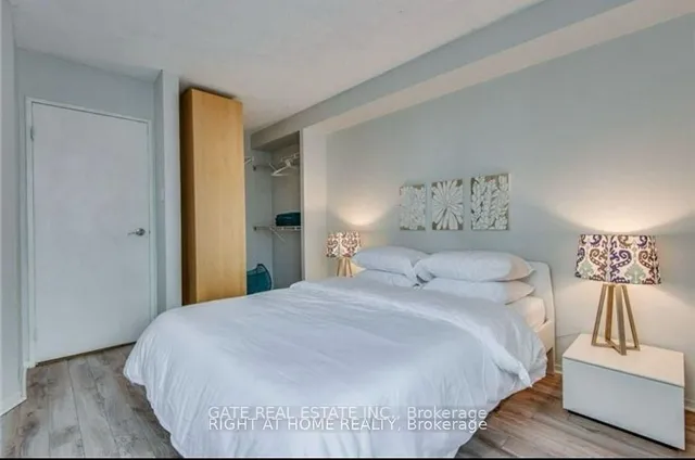 Additional image 6 of 250 Queens Quay Unit 1706