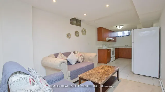 Additional image 32 of 32 Pappain Cres