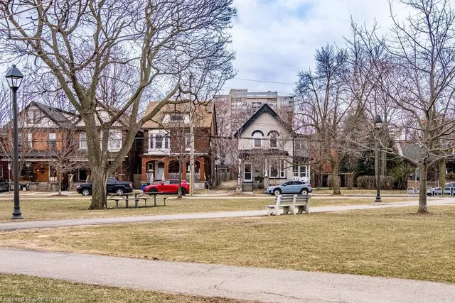 Additional image 5 of 62 Locke St