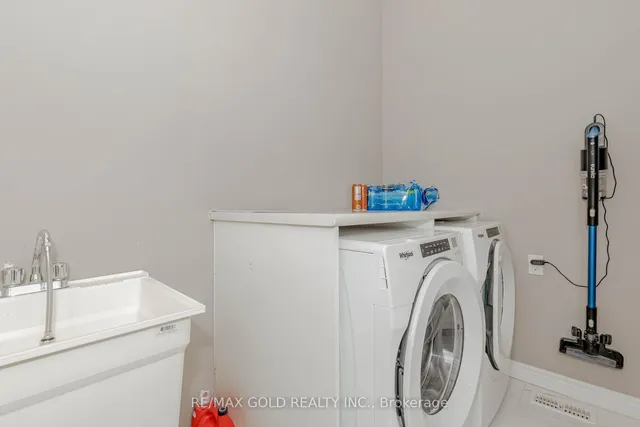 Additional image 24 of 573 Florencedale Cres