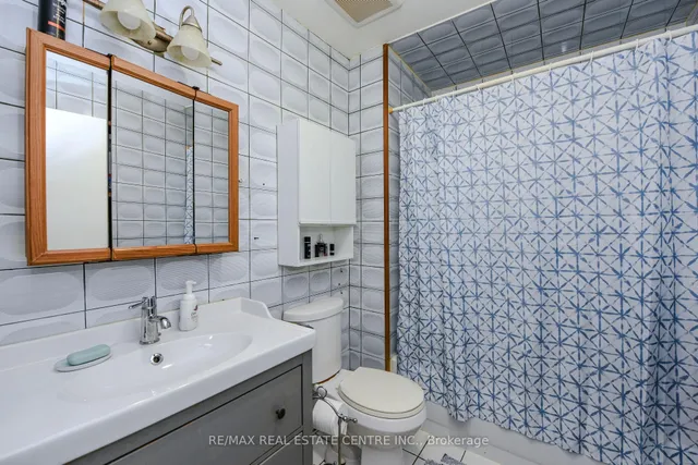 Additional image 21 of 2 Charters Rd