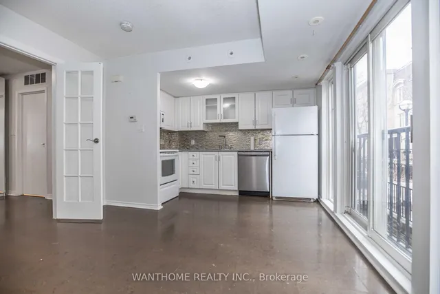 Additional image 11 of 30 Western Battery Rd Unit 318