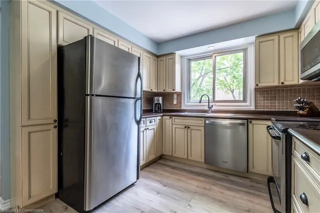 Additional image 5 of 121 Morgan Ave Unit 7