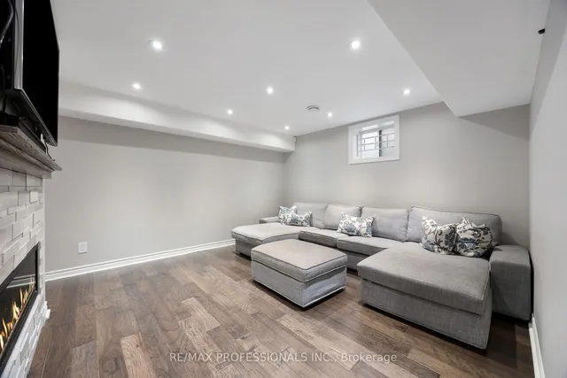 Additional image 38 of 401 Coombs Crt