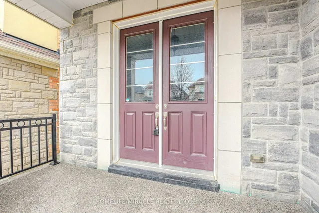 Additional image 36 of 56 Monument Tr