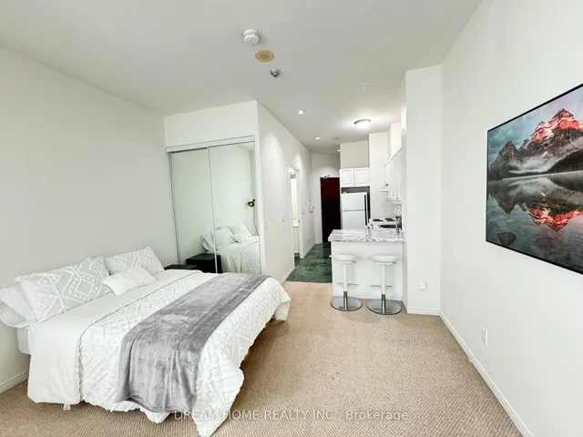 Additional image 4 of 7 King St Unit 1709