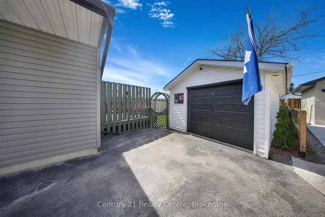 Additional image 36 of 9 Sunset Blvd