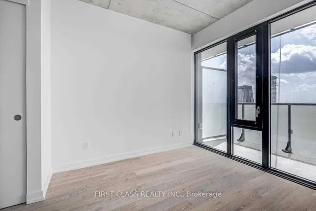 Additional image 14 of 161 Roehampton Ave Unit 4111