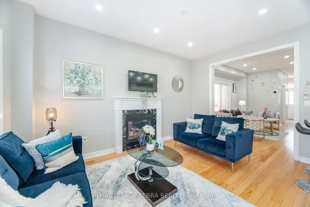 Additional image 9 of 15 Versailles Cres