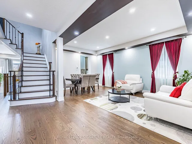 Additional image 7 of 12 Northface Cres