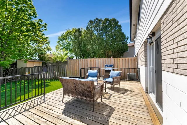 Additional image 40 of 41 Yeoville Crt