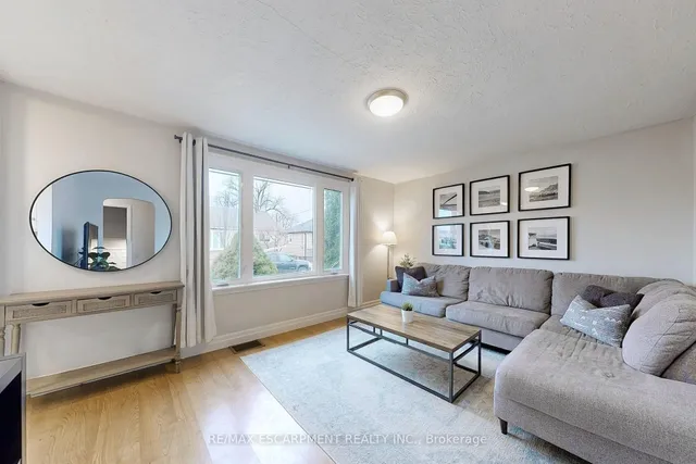 Additional image 8 of 37 Salem Ave