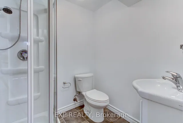Additional image 33 of 470 Gowland Cres