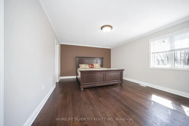 Additional image 26 of 3192 Sorrento Cres