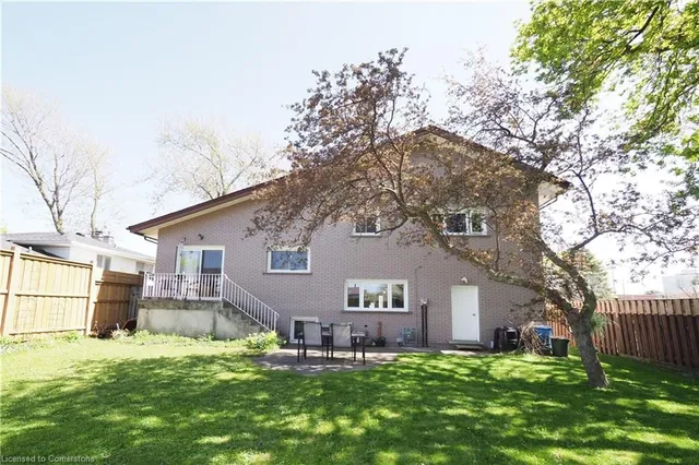 Additional image 42 of 14 Secord Ave