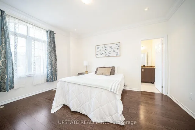 Additional image 33 of 17 Annual Circ