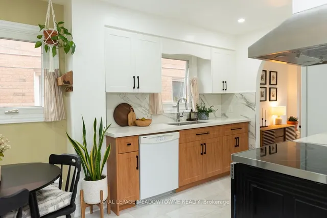 Additional image 9 of 32 Clarridge Crt