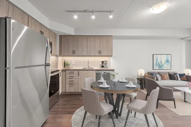 Additional image 3 of 20 Meadowglen Pl Unit 903