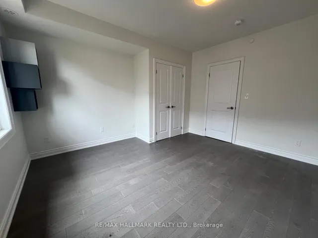 Additional image 25 of 55 Twenty Ninth St