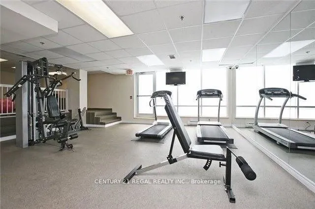 Additional image 10 of 225 Wellesley St Unit 105