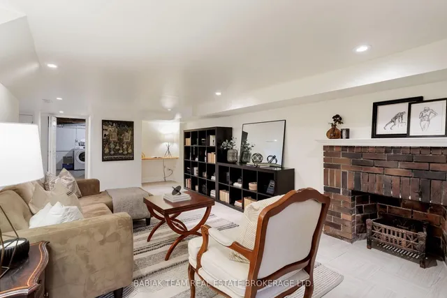 Additional image 20 of 16 Halford Ave