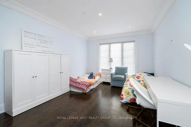 Additional image 41 of 218 Cameron Ave