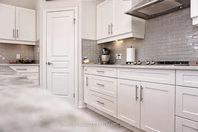 Additional image 8 of 117 Eaglecrest St