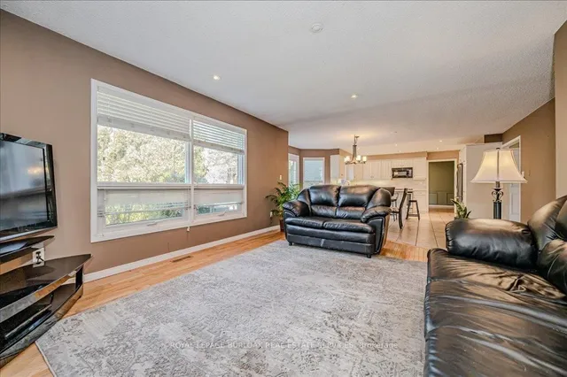 Additional image 18 of 15 Lennard Cres