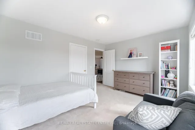 Additional image 35 of 10 Bowsfield Dr