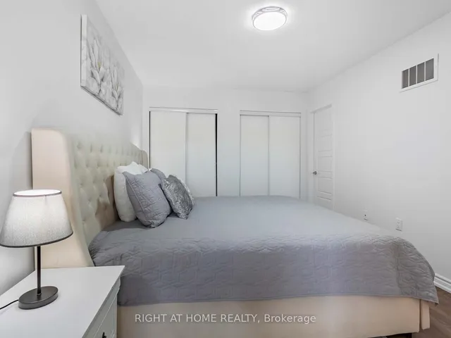 Additional image 17 of 651 Laking Terr