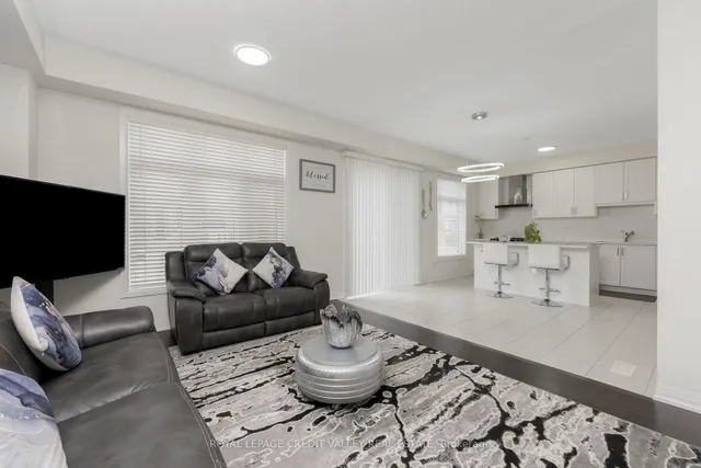 Additional image 50 of 96 Yale Dr