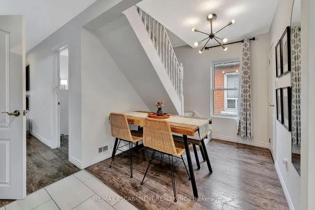 Additional image 12 of 65 Connaught Ave