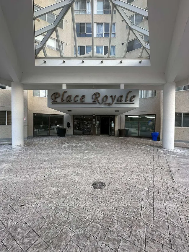 Additional image 5 of 3695 Kaneff Cres Unit 1602