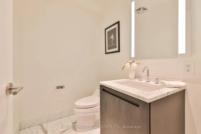 Additional image 19 of 180 University Ave Unit 3808