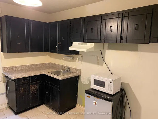 Additional image 2 of 11 BELMONT St