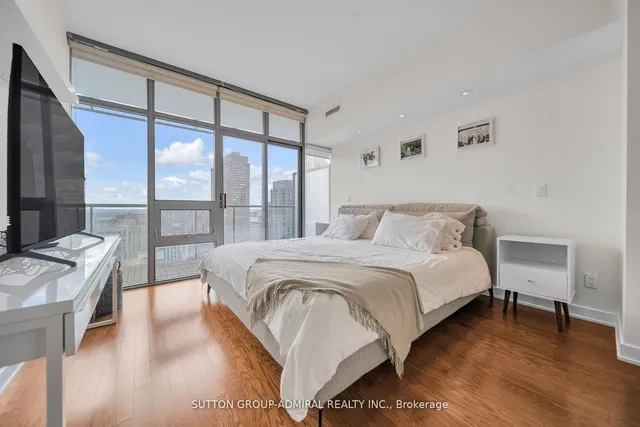 Additional image 21 of 33 Charles St Unit 3306