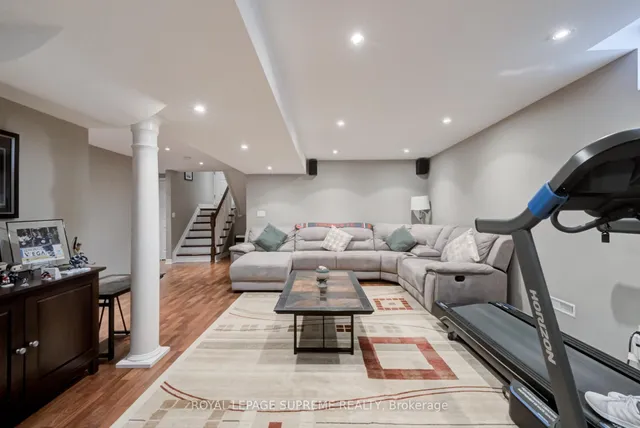 Additional image 32 of 34 Purdy Cres