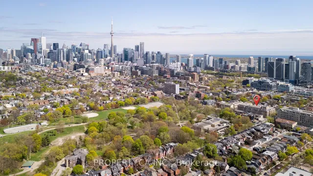 Additional image 29 of 955 Queen St Unit 317