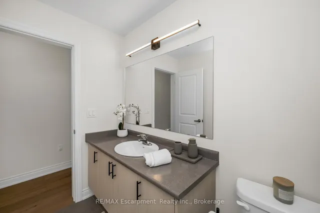 Additional image 31 of 3401 Sixth Line