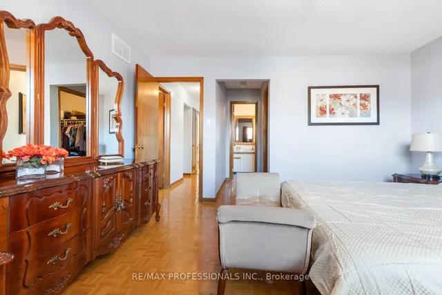 Additional image 19 of 4474 Full Moon Circ