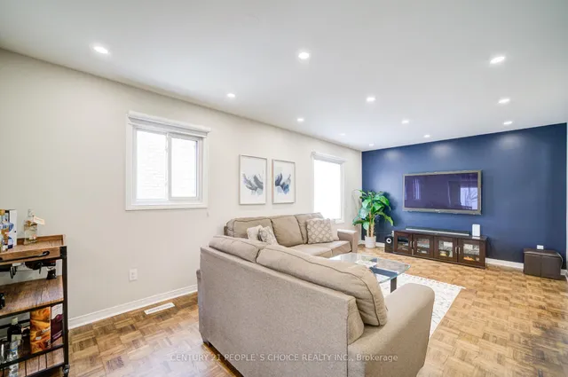 Additional image 10 of 157 Cinrickbar Dr